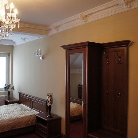 Villa Demetrios Kaluszyn  Ngoại thất bức ảnh