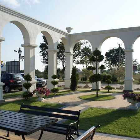 Villa Demetrios Kaluszyn  Ngoại thất bức ảnh